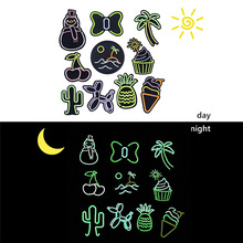 电脑绣花元宇宙系列夜光刺绣椰树装饰DIY布贴羽绒服裤子补丁贴