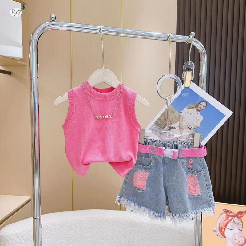 Girls' Summer suit 2025 New Children's Sleeveless T-shirt Belt Fur Edge Shorts Pants Two-Piece Trendy Set