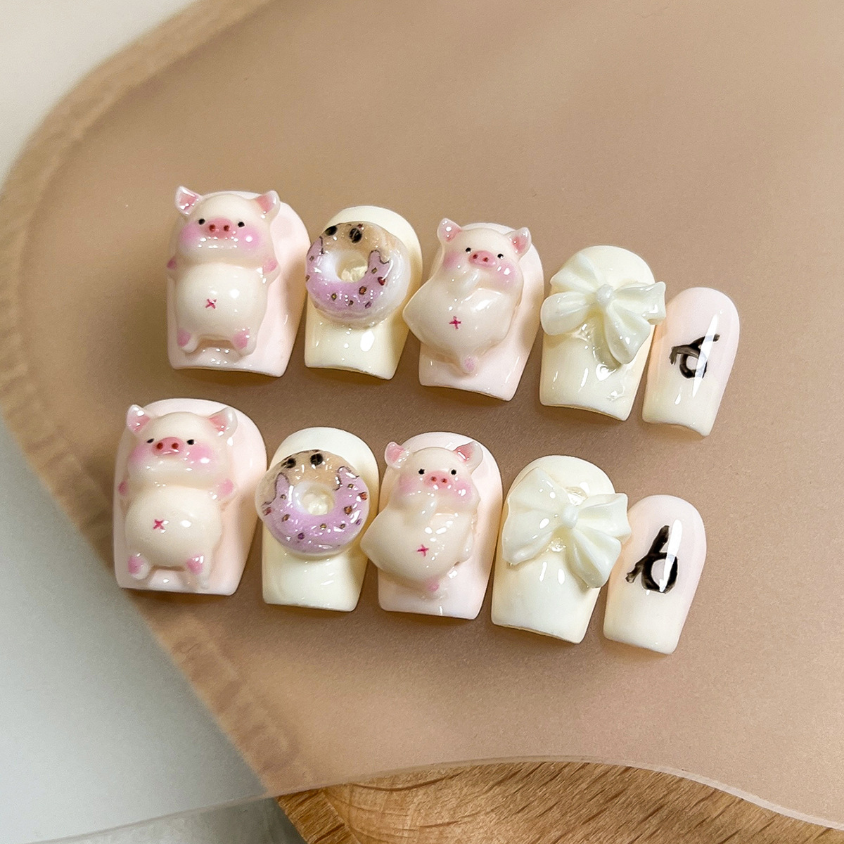 Armadura de vestir hecha a mano niña linda cerdito círculo dulce lazo parche de manicura pegatina de uñas postizas hechas a mano