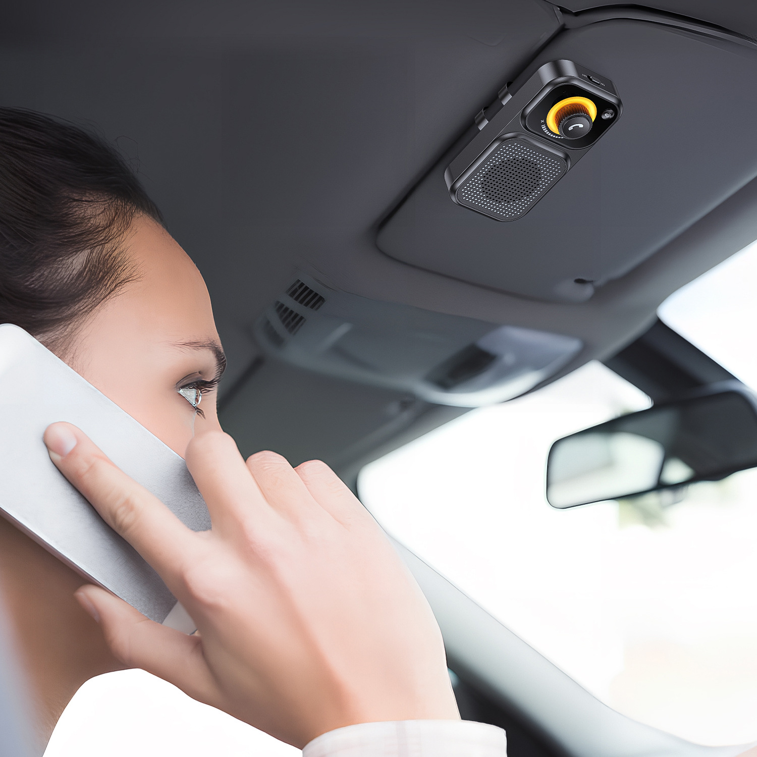New Bt17 Sun Visor Bluetooth Car Hands-Free Call Noise Reduction Intelligent Sensor Vibration Boot Siri Voice 3W