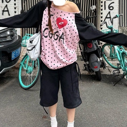 美式爱心波点撞色拼接插肩袖长袖斜肩T恤女早秋辣妹宽松斜领上衣|undefined