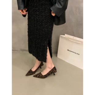 С����ʽ�q���ɫ�߸�Ь����2026�¿�����|���·�ɫ��ȹ�ӆ�Ь