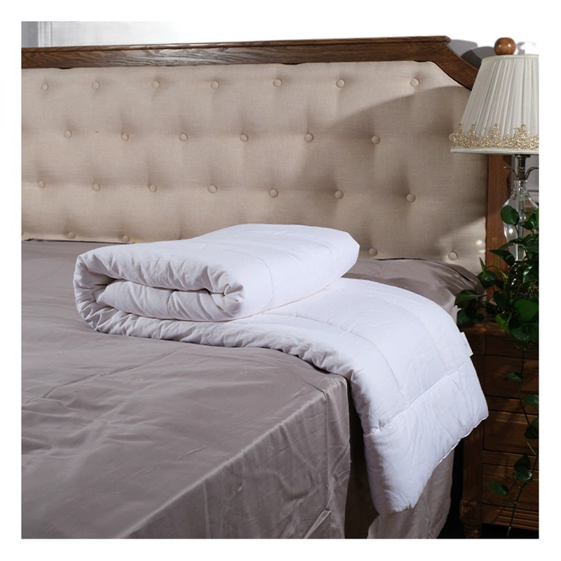Хлопковый стеганый наматрасник из чистого синьцзянского хлопка для студенческих общежитий, домашнего использования, зимнее хлопковое одеяло, утолщенное.