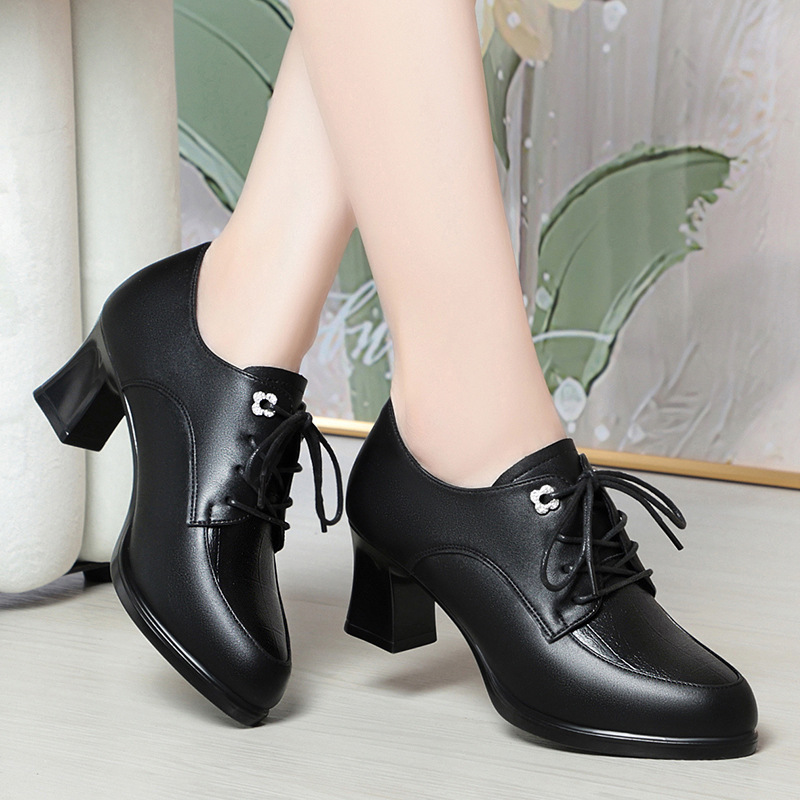 YZL393 블랙 미디엄힐 5.5cm