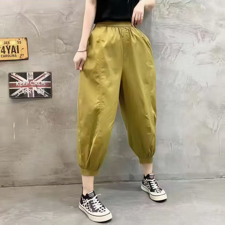 Spring Fashion Casual Pants for Women, Comfortable for Moms to Wear, Offering a Style for Everyday Commuting Spring Fashion Casual Pants for Women, Comfortable for Moms to Wear, Offering a Style for Everyday Commuting