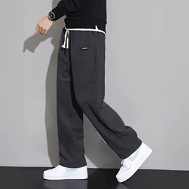 男式针织衫;男式夹克;男式休闲裤