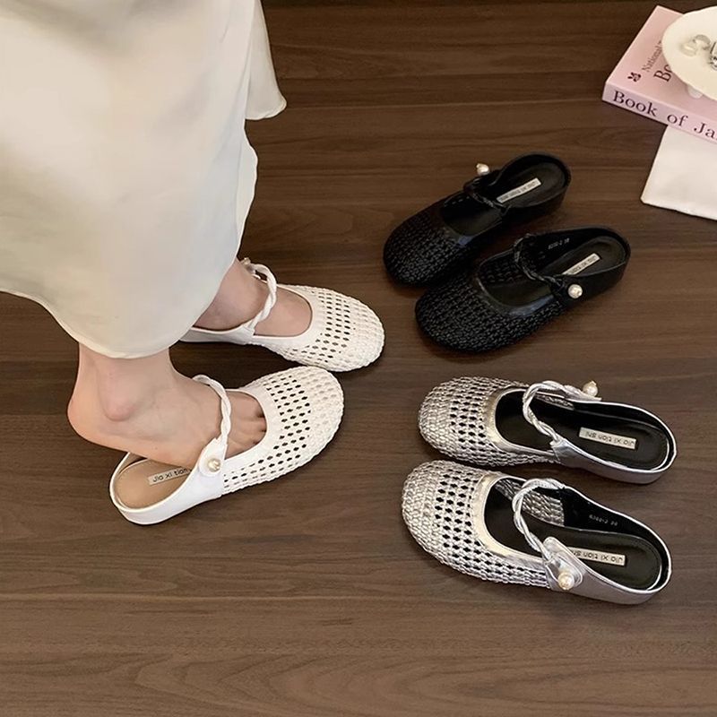 High-Looking Silver French Style Beautiful Toe-Cap Half Slippers for Women 2025 New Summer Outer Wear Internet Celebrity Woven Cut Out Breathable