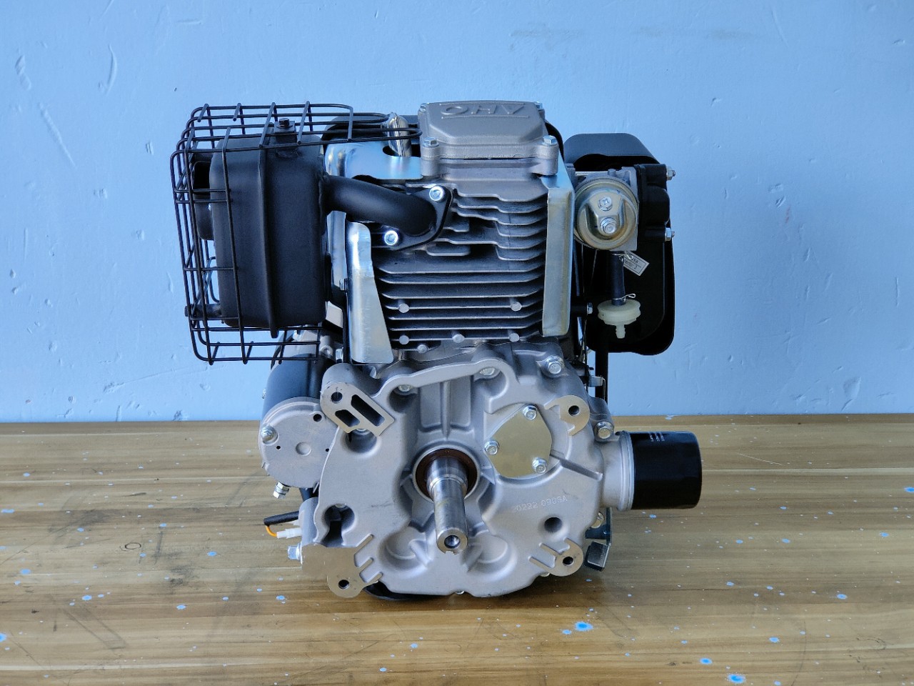 Longxin LC1P92F-1 Vertical Axis Gasoline Engine 452cc16 Horsepower Line Removal Machine Remote Control Lawn Machine