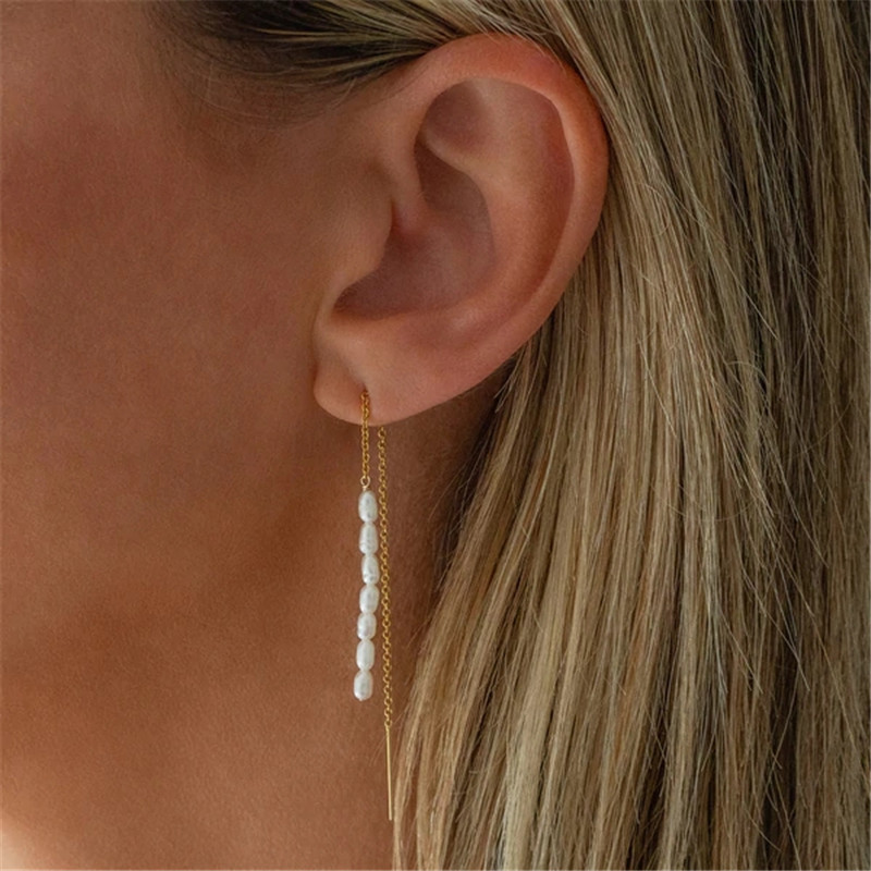 Einfacher Stil Geometrisch Imitationsperle Sterling Silber Ohrringe Überzug 925 Silber Ohrringe display picture 1