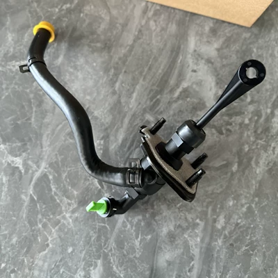 41610-1S500,41610-R1100 Suitable for Hyundai Hb20 Clutch Master Cylinder (Other brake systems)
