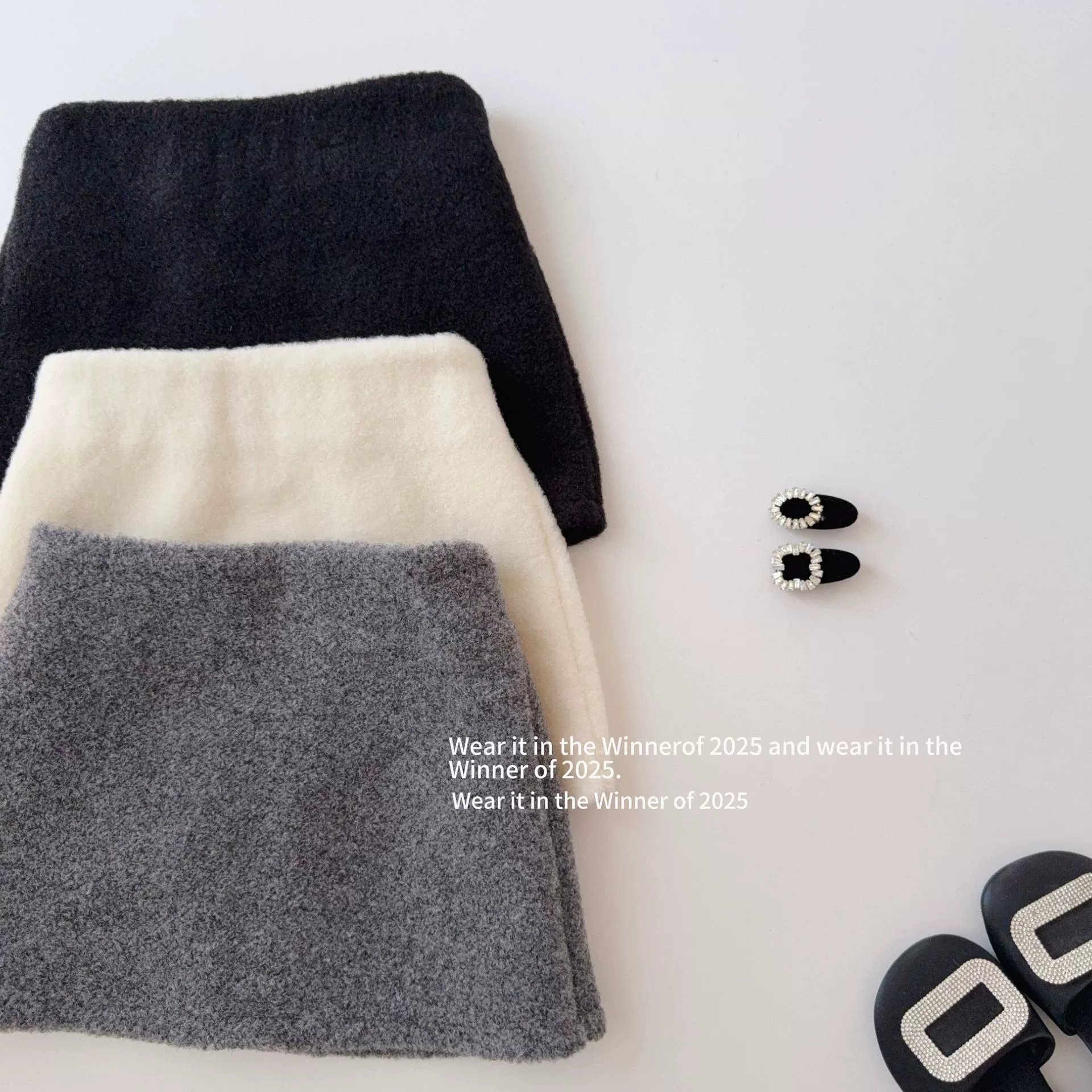 Новая мода осень-зима 2025, стиль ленивого хиппи, короткая меховая юбка, ретро, высокая талия, элегантная, стройнящая, универсальная юбка