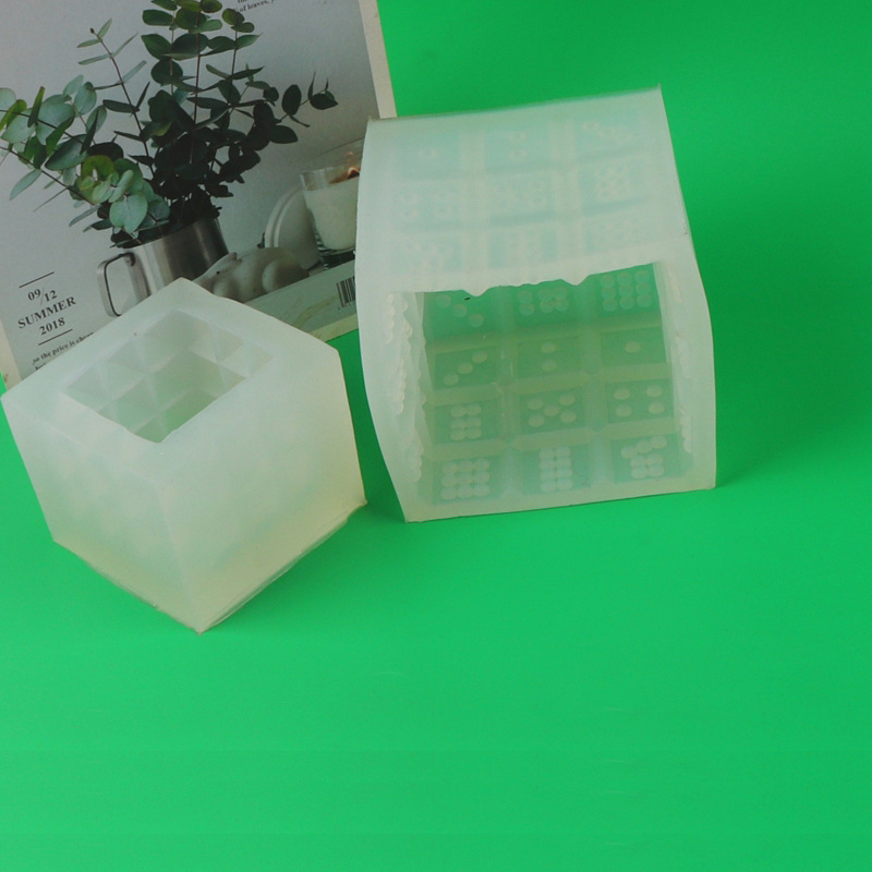 Multi-Cara multi-punto tridimensional dados aromaterapia vela molde DIY yeso jabón hecho a mano jabón molde de silicona en stock