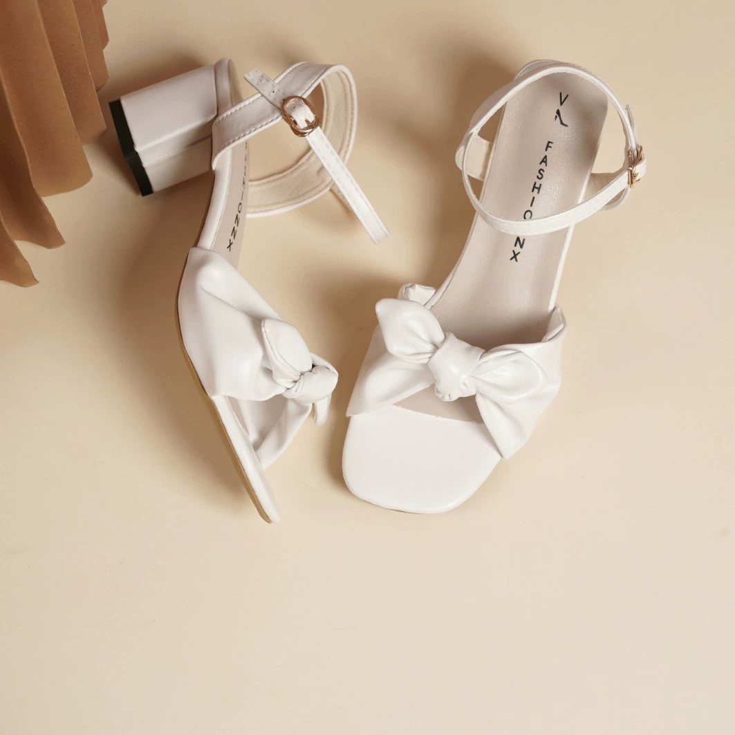 Женские босоножки на ремешке, средние каблуки, высокие каблуки, летний сказочный стиль, удобная обувь для мам, толстые каблуки, модные и легко сочетающиеся модные босоножки.