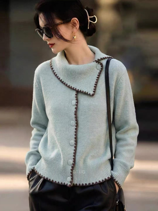 Maillard retro coffee-colored scarf-collar color-block sweater for women, 2026 autumn and winter new single-breasted knitted short top Maillard retro coffee-colored scarf-collar color-block sweater for women, 2026 autumn and winter new single-breasted knitted short top