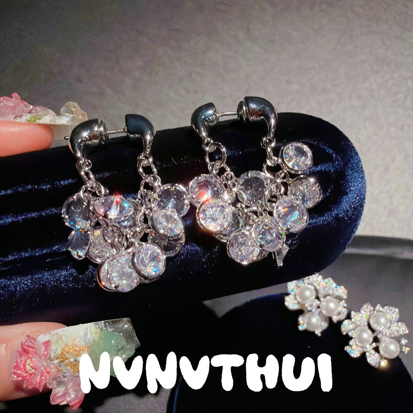 Jewelry, crystal pendant, ceiling lamp, fashionable transparent earrings drop-shaped