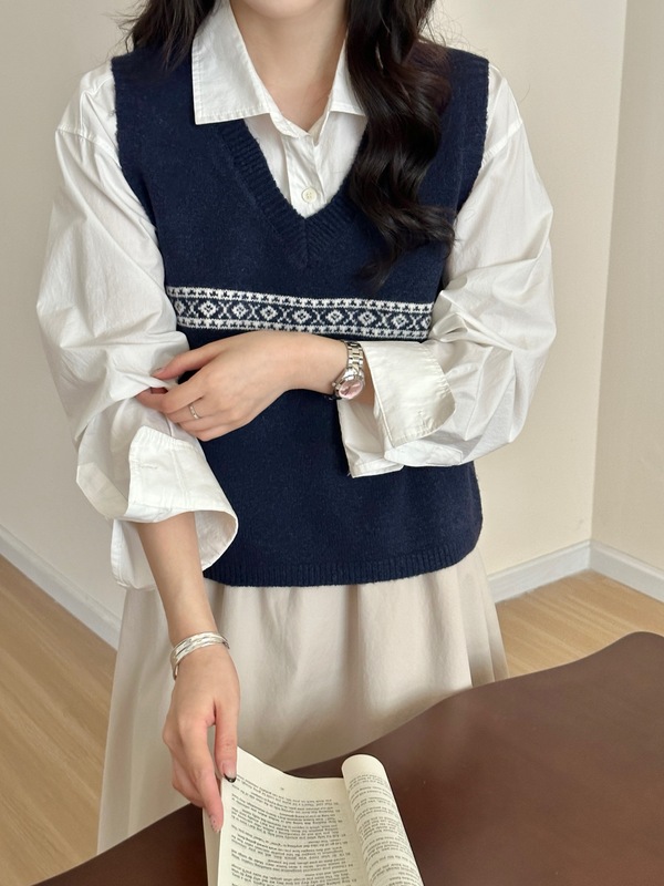 百搭又好穿小菱格条形马甲女装女式针织马甲针织背心内搭设计感女|undefined