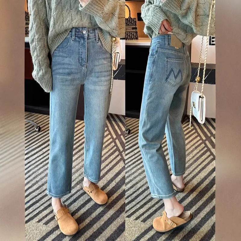 Light-Colored High-Waisted Straight-Leg Cigarette Jeans for Women, Petite Size, 2026 Spring New Style, Slim Fit, Flattering, Cropped Baguette Pants Light-Colored High-Waisted Straight-Leg Cigarette Jeans for Women, Petite Size, 2026 Spring New Style, Slim Fit, Flattering, Cropped Baguette Pants