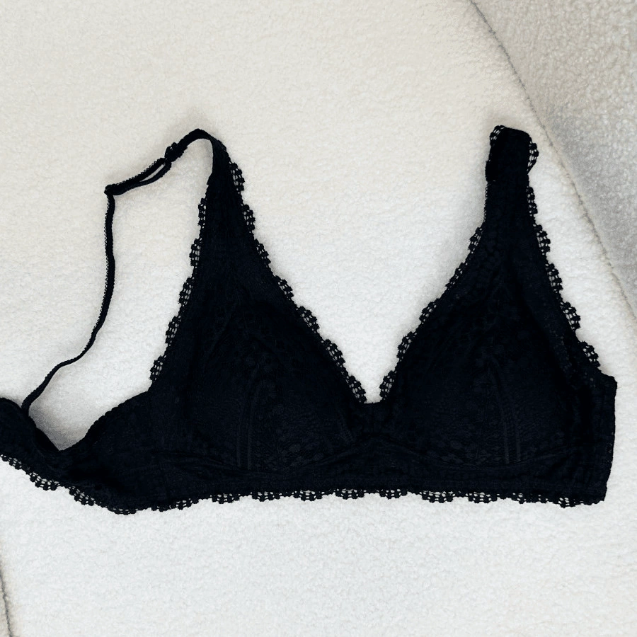 Summer lace supporting sexy underwear