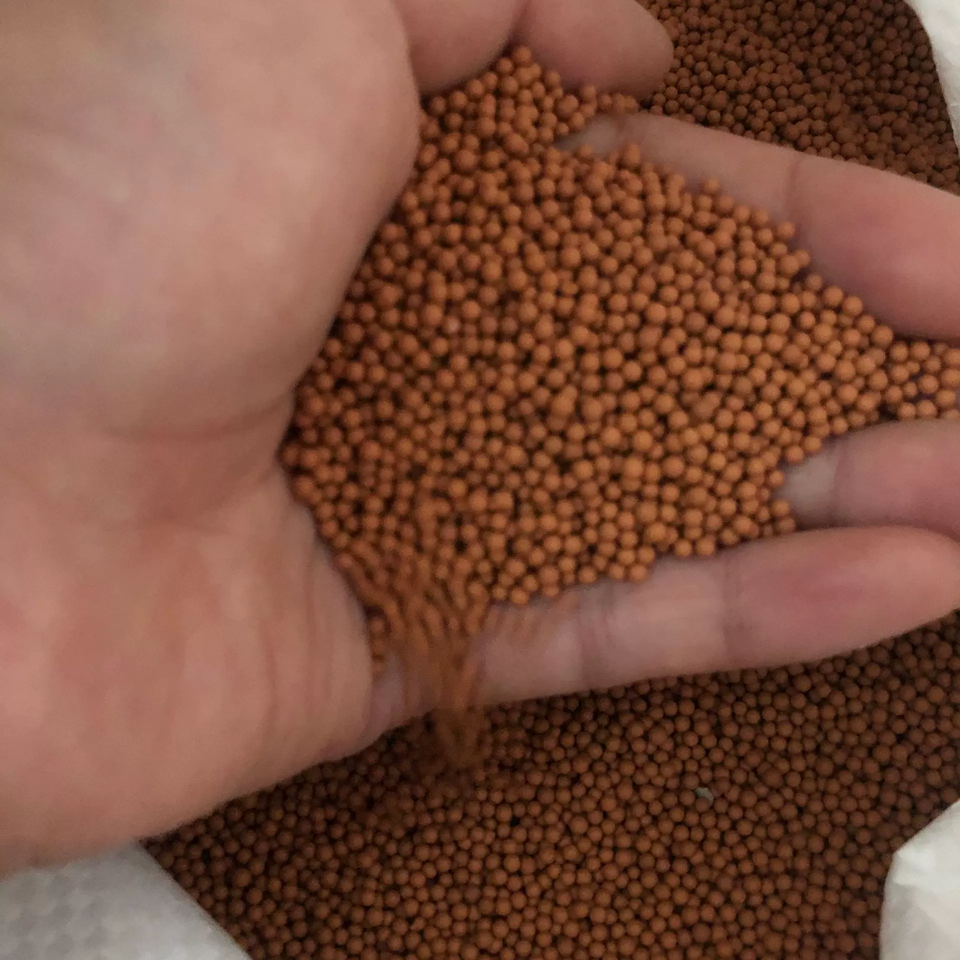 床垫抗压填充麦饭石球1~2mm 2~3mm浙江玩具填充加热麦饭石热敷球