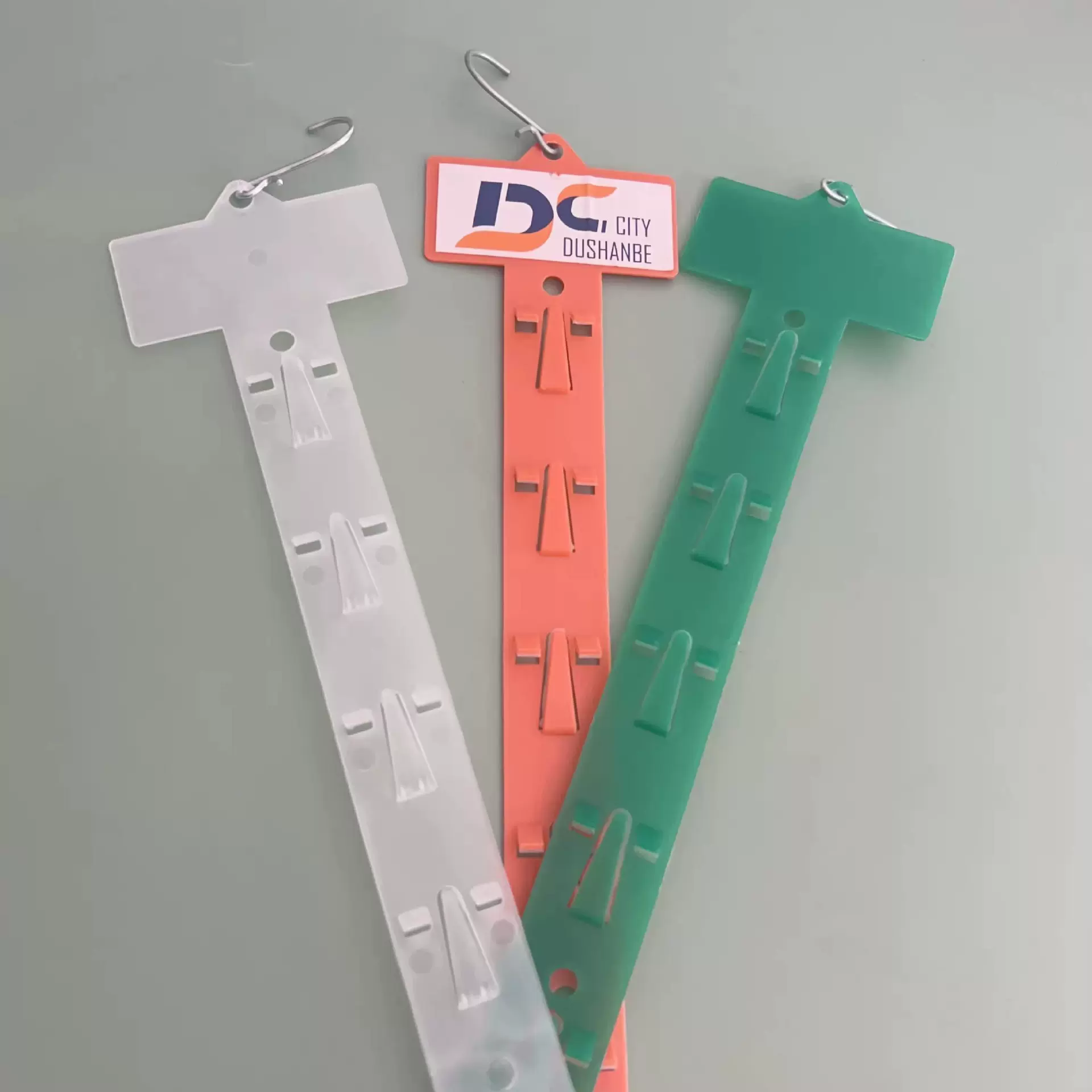 12挂 8挂 pp塑料挂条 可印刷挂条 货架食品挂条带铁钩玩具挂条