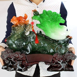 树脂工艺品;铜雕工艺品;仿玉工艺品