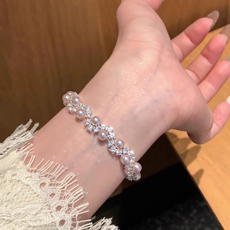 French-Style Micro-Inlaid Zircon Pearl Bracelet for Women, Fashionable and Elegant, High-End Feel, Niche Exquisite Personalized Jewelry Wholesale