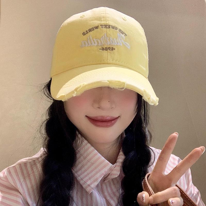 Sombrero de béisbol amarillo leche bordado de letras, sombrero ancho para mujeres, sombrero de lengua de pato, estilo coreano, sombrero de agujero de agujero, moda
