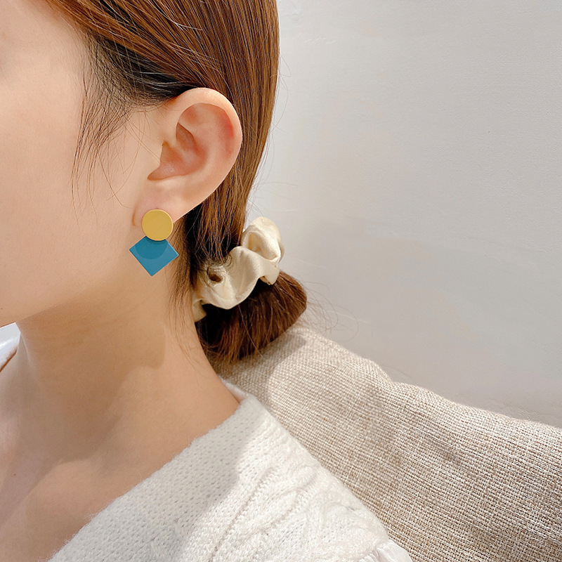 Korean Style Retro Hit Color Geometric Creative Earrings display picture 4