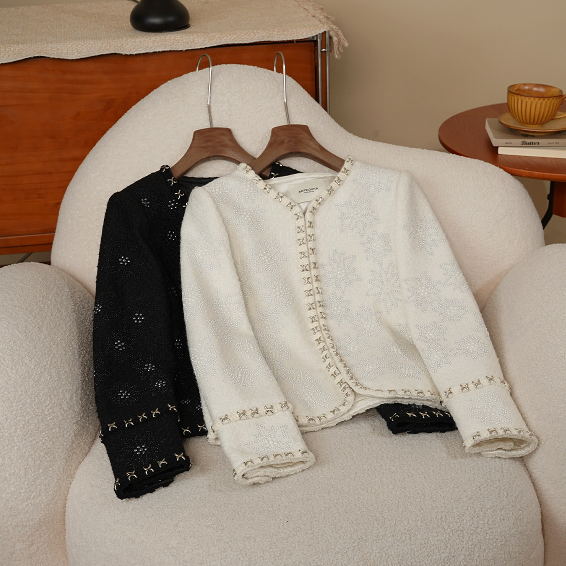 Anfei Oona Spring and Autumn French Style Black and White Tweed with Three-Dimensional Beaded Embellishments Women's Coat