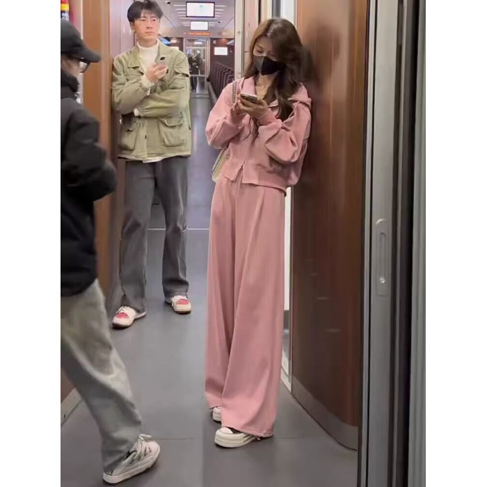 2025新款粉色韩风chic秋季套装女装显瘦宽松连帽时尚运动休闲服|undefined
