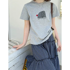 女式衬衫;毛衣;连衣裙