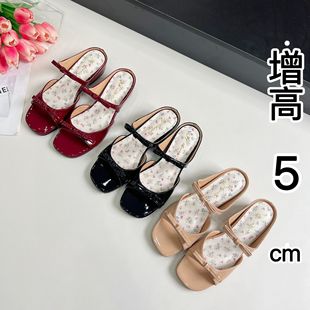 ����5cm�����Yһ�֎���ЬŮ�⴩�ļ���ȹ����@�L�黨��¶ֺ��Ь