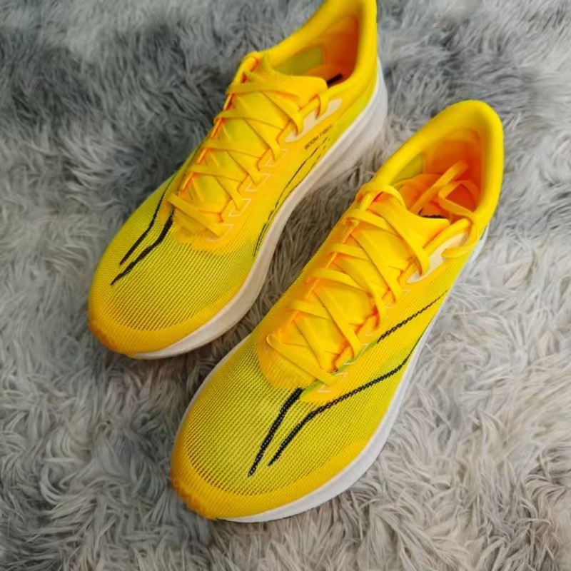 Fendon 4c สีเหลืองมะม่วง [กระดานคาร์บอนเบาพิเศษเด้ง] / 34