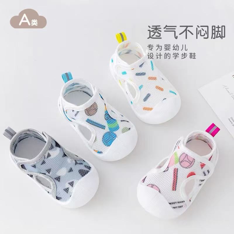 Summer New Kidsren's Cartoon Toddler Shoes 0-3 Years Old Soft-Soled Non-Slip Sandals for Men and Women Baby Cut Out Breathable Mesh Shoes
