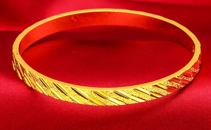 Vergoldetes Armband mit Schnalle für Frauen, Fische, Goldschmuck, Kupfer, vietnamesisches Gold, Meteorschauer, Sterne_voghion.com