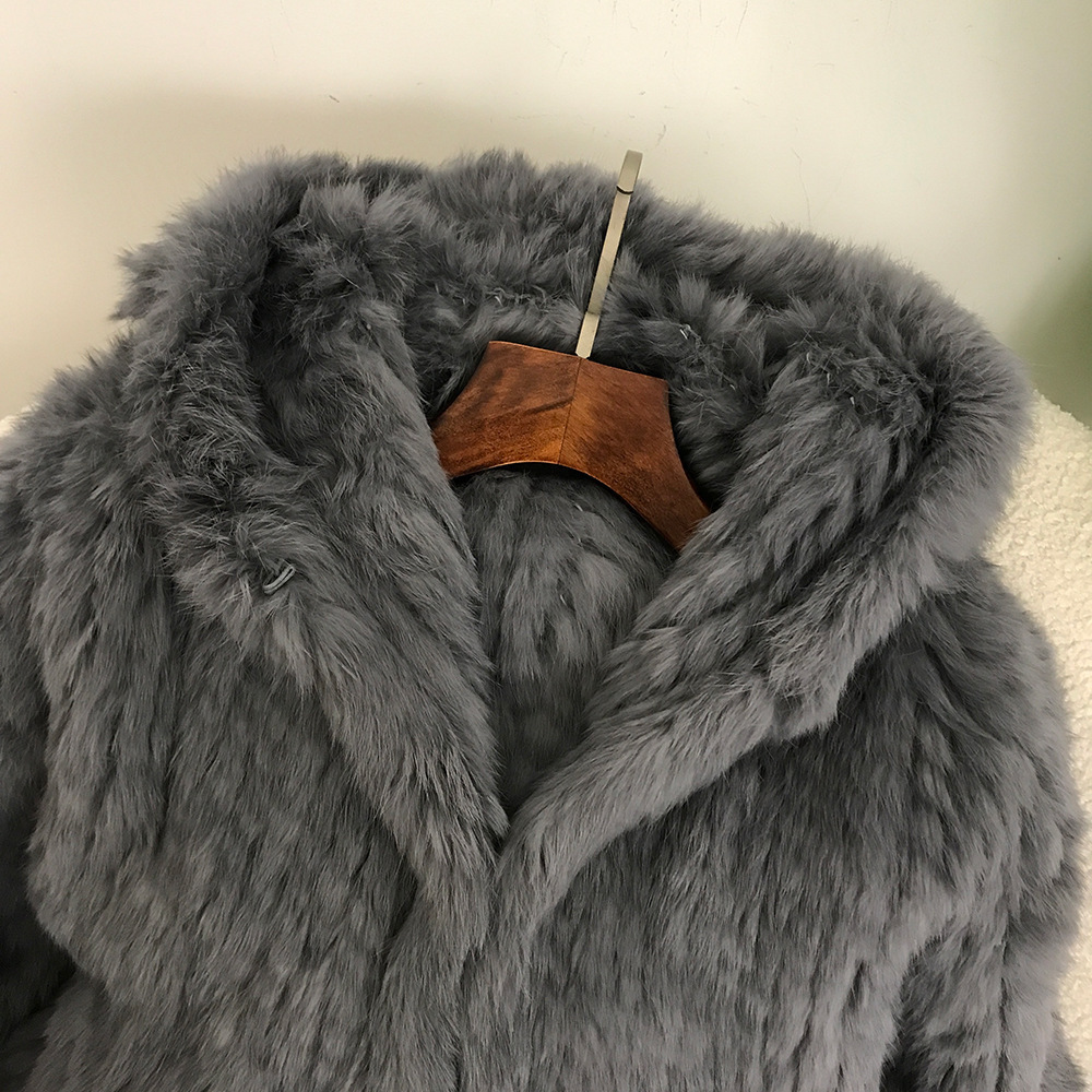 Abbigliamento da donna Nuovo autunno e inverno Criptato ispessito fatto a mano a doppia faccia tessuto con cappuccio corto in pelliccia di coniglio per le donne stile giovane_voghion.com