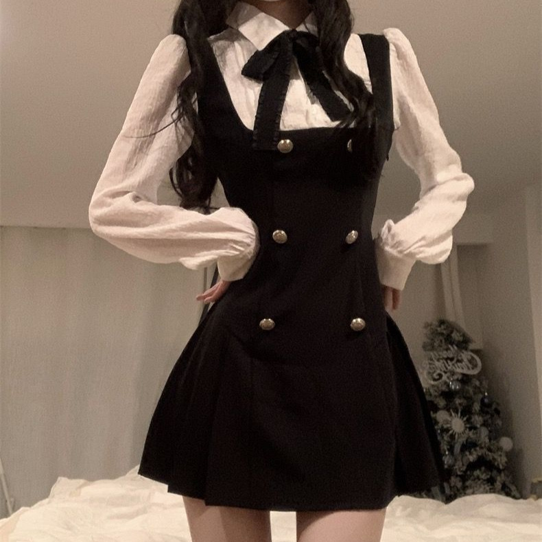 Autumn 2026 New Style Women's Waist-Cinching Slimming French-Style Suspender Faux Two-Piece Dress for Women