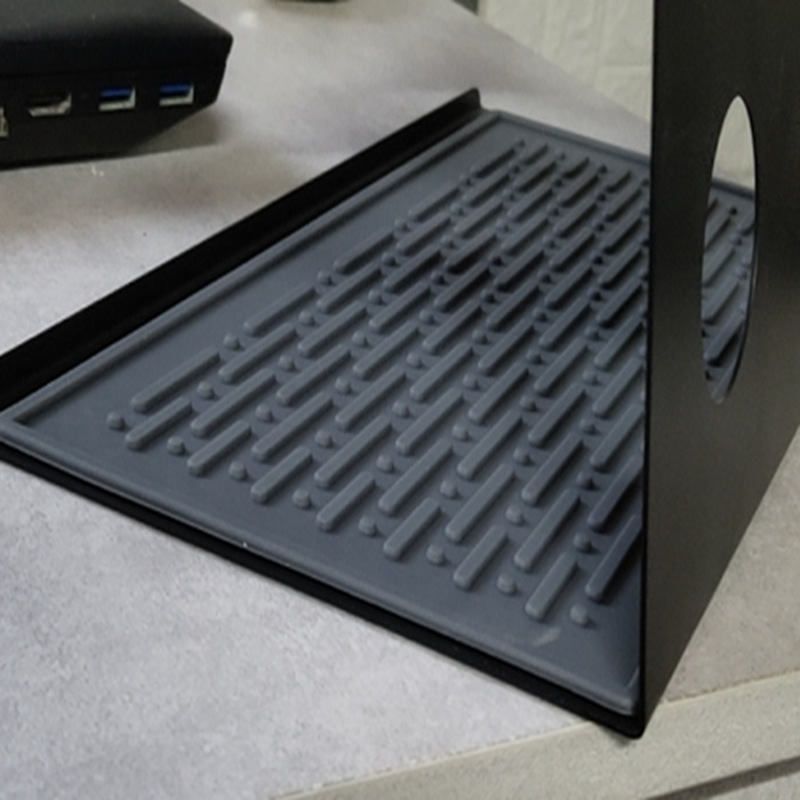 Estante de drenaje de botella de soda de acero inoxidable transfronterizo 2 agujeros 3 agujeros botella de agua de secado portavasos con almohadilla de silicona estante de drenaje