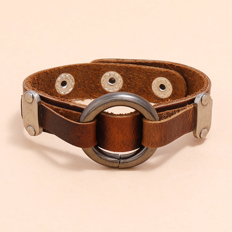 Retro Circle Leather Bracelet display picture 2