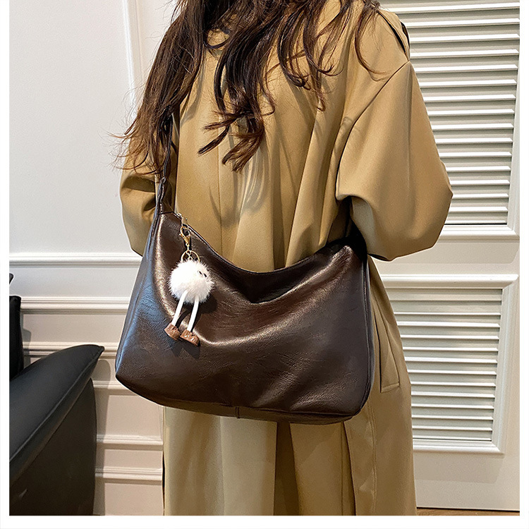 Simple and large-capacity bag for women, 2024 new style, fashionable and versatile casual single-shoulder bag, student commuting crossbody tote bag undefined