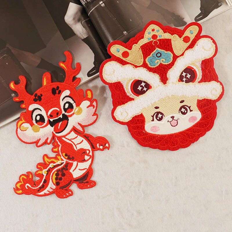 新款生肖龙年卡通新年立体衣服贴花时尚补丁贴大号刺绣贴毛巾绣