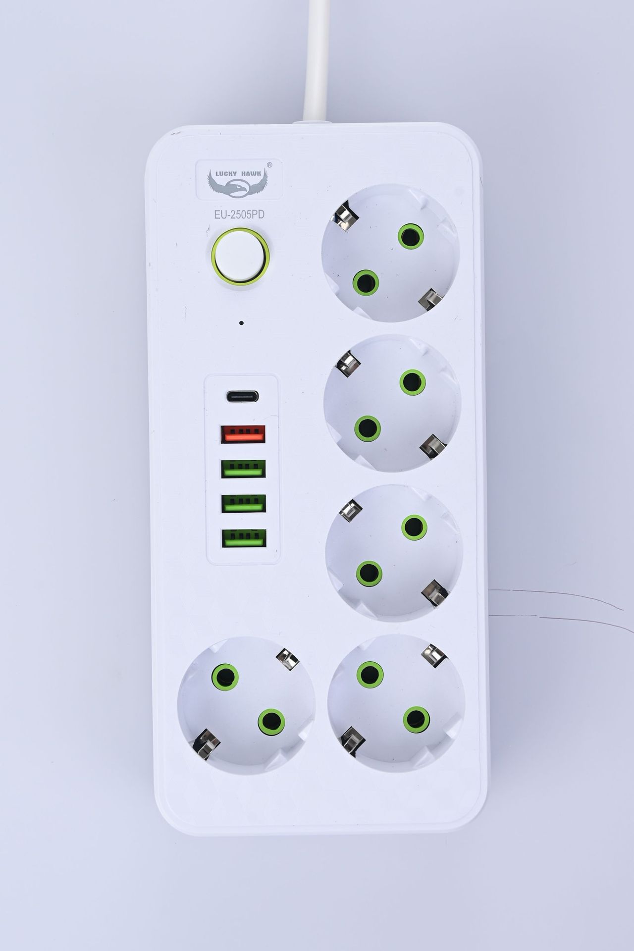 Exportación transfronteriza comercio exterior exportación estándar europeo europeo dos conectores redondos caja de regalo enchufe USB enchufe tabla de cableado