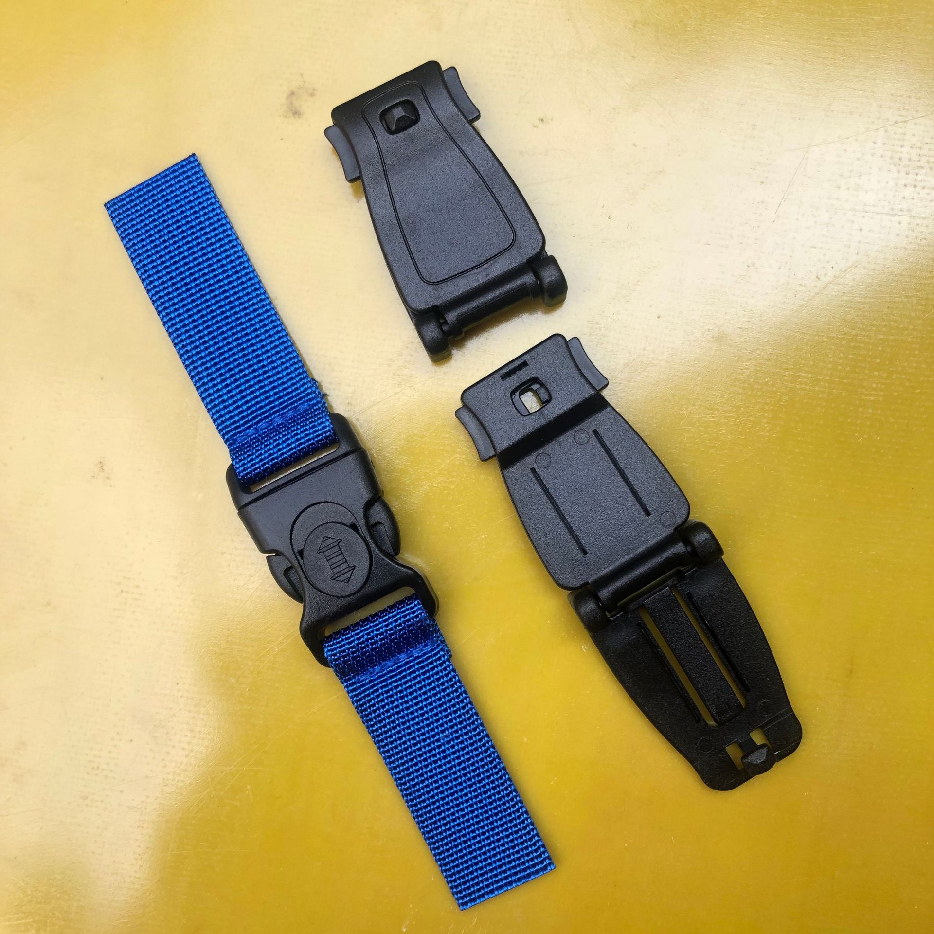 Morley clip de plástico hebilla correa trasera hebilla fija Multifuncional ajustable para niños pantalones de suspensión hebilla frontal en el pecho