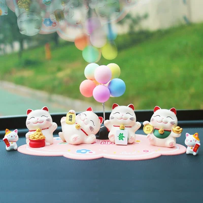 Sürətlər qutusu və əl tormozu başlıqları, Cute Fortune Cat Decoration for