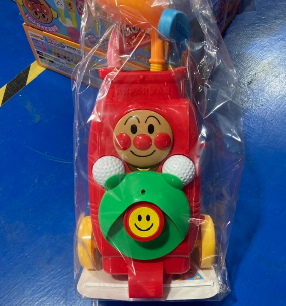 日本のアンパンマンのおもちゃの小さい医者のカラーボールの掃除機のショッピングカートの弁当箱の子供のままごとのおもちゃ