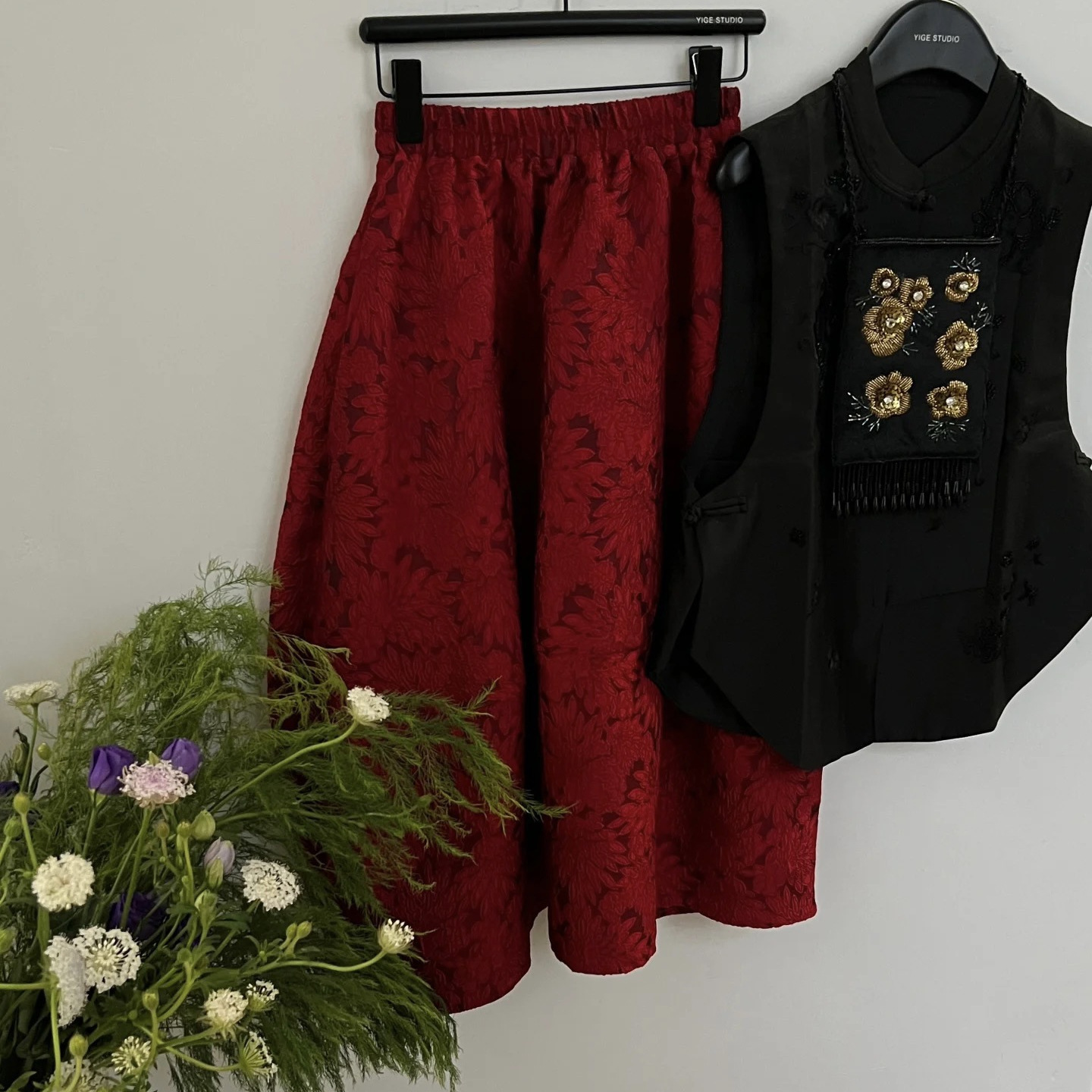 2025 Autumn and Winter New Exquisite Retro Red 