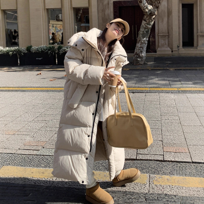 Extra-Long down Jacket for Women, Over-The-Knee, 2025 Winter New Style, High-End Thickened Hooded Puffer Coat Extra-Long down Jacket for Women, Over-The-Knee, 2025 Winter New Style, High-End Thickened Hooded Puffer Coat