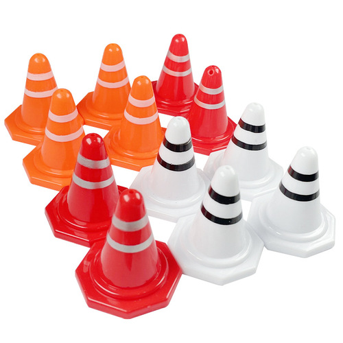 Cross-border 1/16 drift remote control car props instructions road signs roadblocks ice cream cone model car toy scene accessories