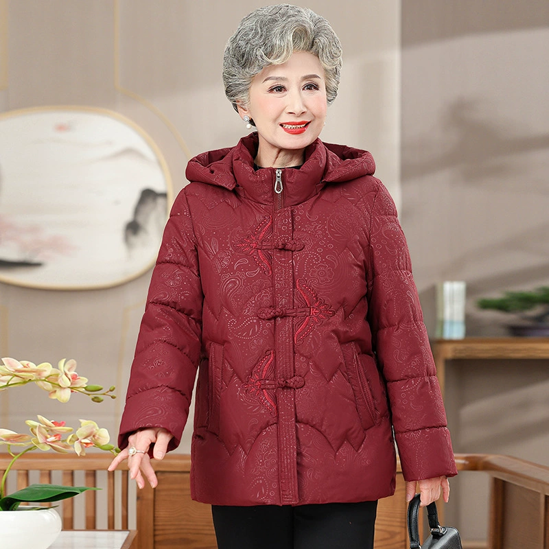 Пожилая пожилая женщина пряжка хлопчатобумажная одежда бабушка зимняя хлопчатобумажная одежда 60 лет 70 мама зимняя толстая куртка