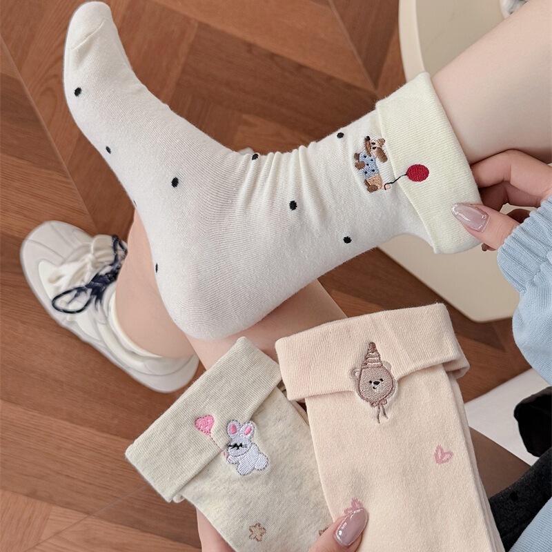 Cute Cartoon Embroidered Socks for Women with Personality, Japanese Style Dachshund, Trendy Pure Cotton Butterfly Mid-Calf Slouch Socks